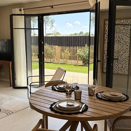 Le Clos Des Pins Андерно-ле-Бэн