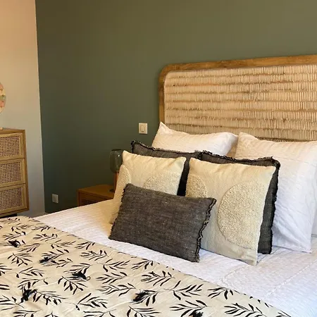 Дом отдыха Le Clos Des Pins