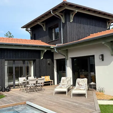 Le Clos Des Pins * Андерно-ле-Бэн