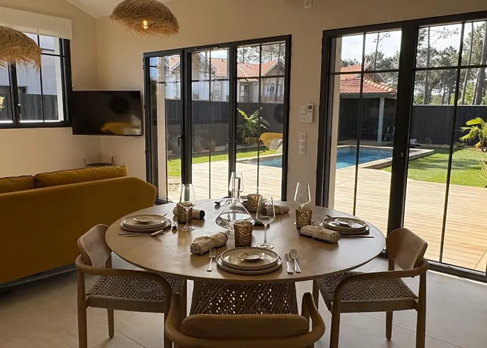 Le Clos Des Pins Ferienhaus