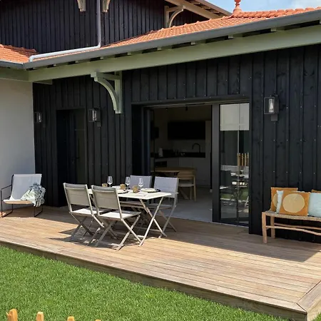 Le Clos Des Pins *