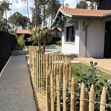 Le Clos Des Pins