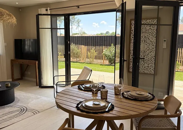 Le Clos Des Pins アンデルノ・レ・バン